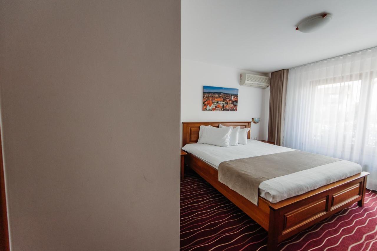 Hotel Boutique Damiani à Sibiu Extérieur photo